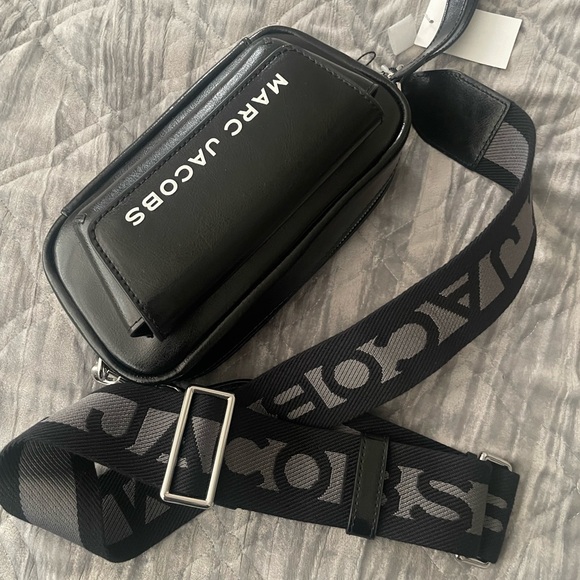 💋 MARC JACOBS Bold Cargo Crossbody - Picture 3 of 16